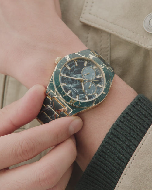 Reloj GUESS Hombre GW0953G1 Esfera Verde Pulsera Dorada